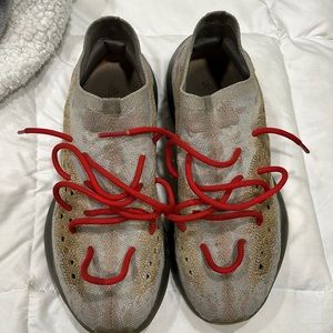 Yeezy 380 “Pepper”